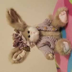 Bearington Collection Jointed Plush Bunny Rabbit Jocelyn Purple hat+ sweater